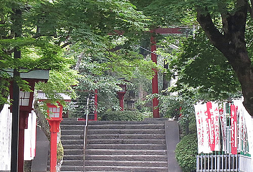 長門豊川稲荷参道